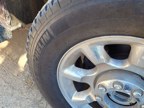 Used 2016 Ford F250 Lariat w/ Lariat Interior Package image 15