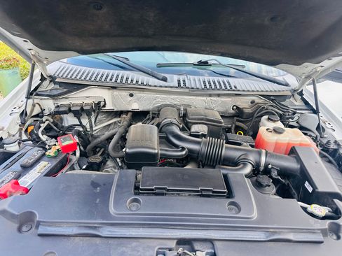 Used 2014 Ford Expedition XL image 14