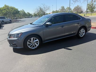 Used 2018 Volkswagen Passat 2.0T SE