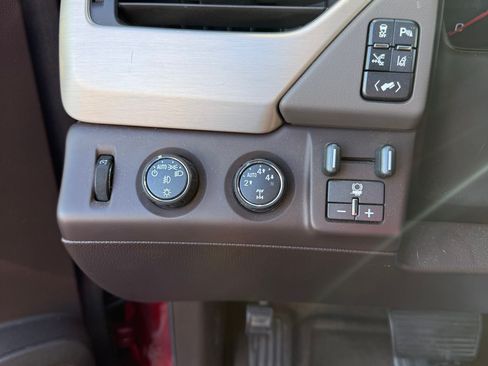 Used 2015 GMC Yukon Denali w/ Open Road Package image 20