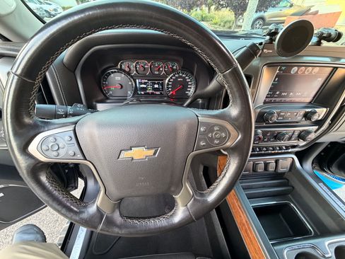 Used 2019 Chevrolet Silverado 2500 High Country w/ Duramax Plus Package AWD/4WD image 16