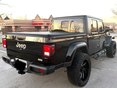 Used 2021 Jeep Gladiator Overland w/ Popular Equipment Package image 4