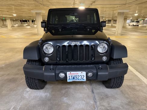 Used 2015 Jeep Wrangler Unlimited Sport w/ Quick Order Package 23S image 4