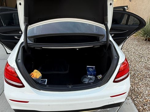 Used 2017 Mercedes-Benz E 300 image 10