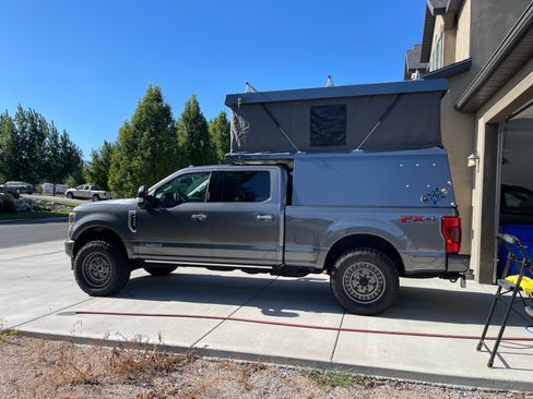 Used 2022 Ford F350 Limited image 10