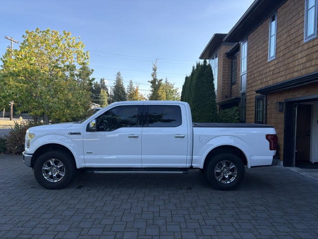 Used 2015 Ford F150 Lariat AWD/4WD image 2