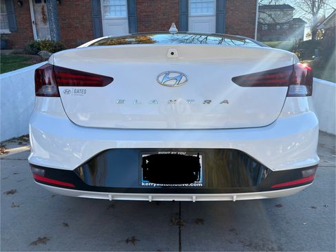 Used 2020 Hyundai Elantra Value Edition w/ Cargo Package (C1) image 8