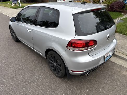 Used 2012 Volkswagen Golf TDI FWD image 5