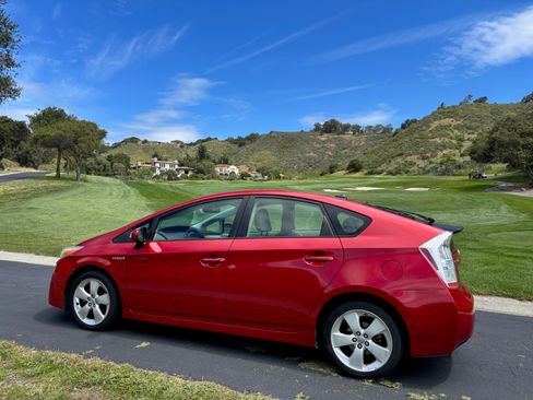 Used 2010 Toyota Prius Five image 6