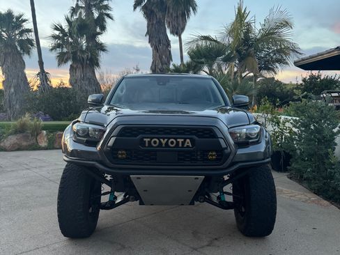 Used 2023 Toyota Tacoma SR5 image 5