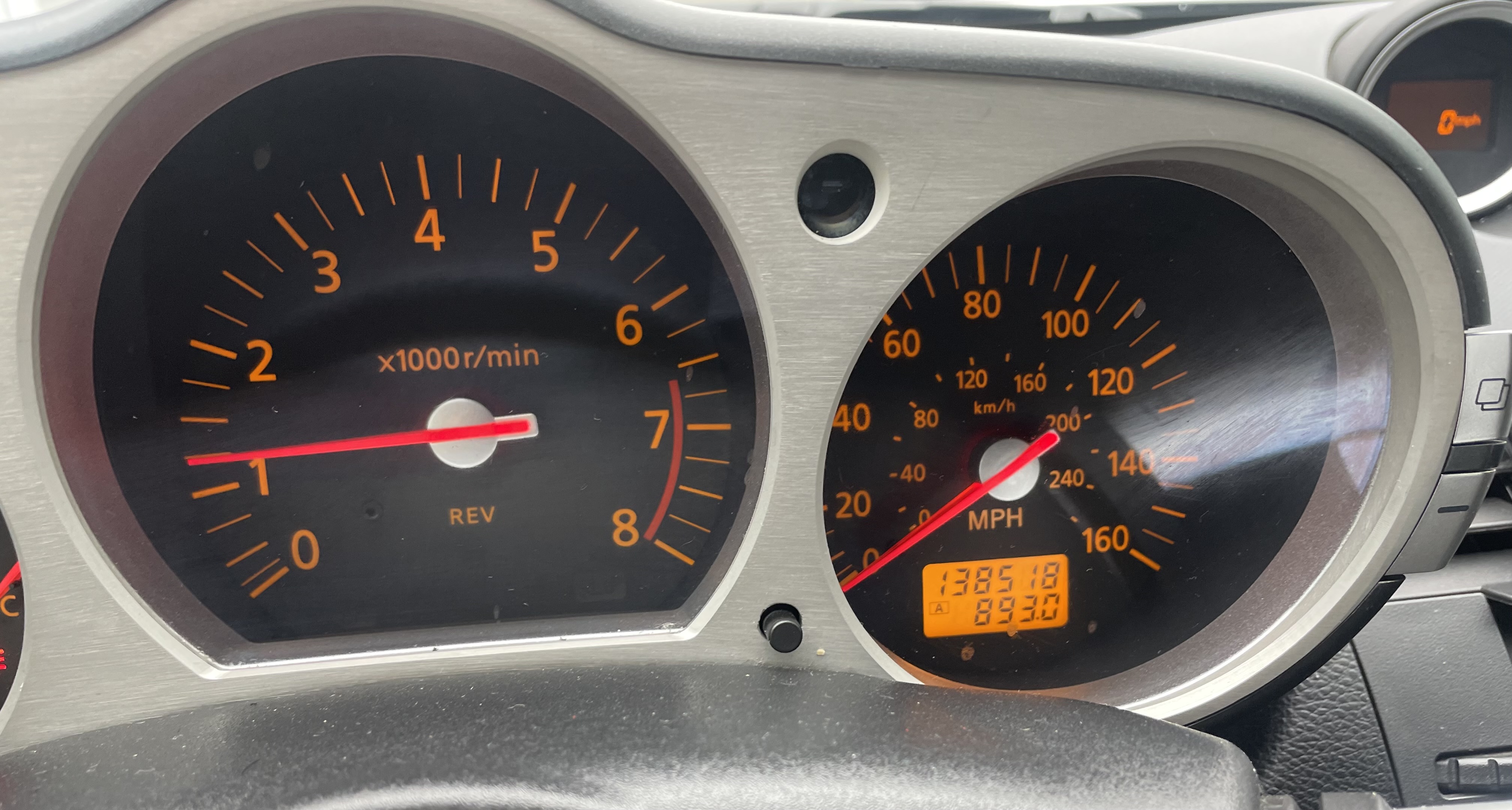 Used 2005 Nissan 350Z Touring RWD image 12