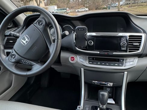 Used 2015 Honda Accord EX-L image 5