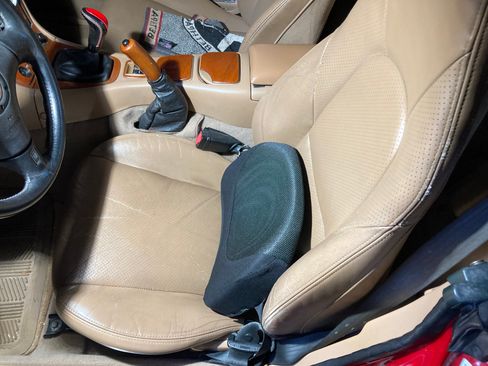 Used 2001 MAZDA MX-5 Miata LS RWD image 15