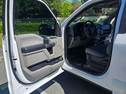 Used 2018 Ford F150 XL w/ Equipment Group 101A Mid AWD/4WD image 2