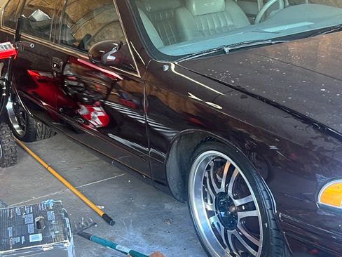 Used 1996 Chevrolet Impala SS image 9