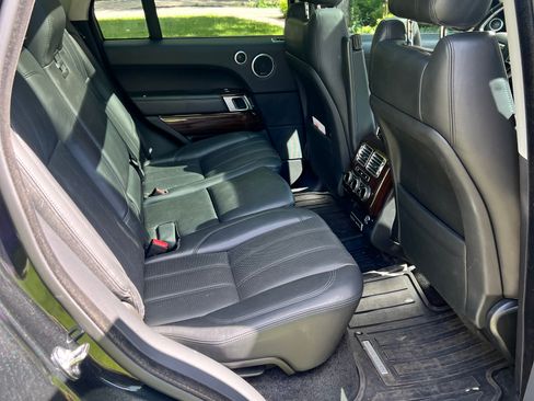 Used 2015 Land Rover Range Rover Supercharged AWD/4WD image 28