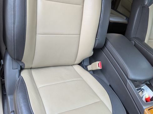 Used 2014 Nissan Armada Platinum w/ Platinum Reserve Package image 8