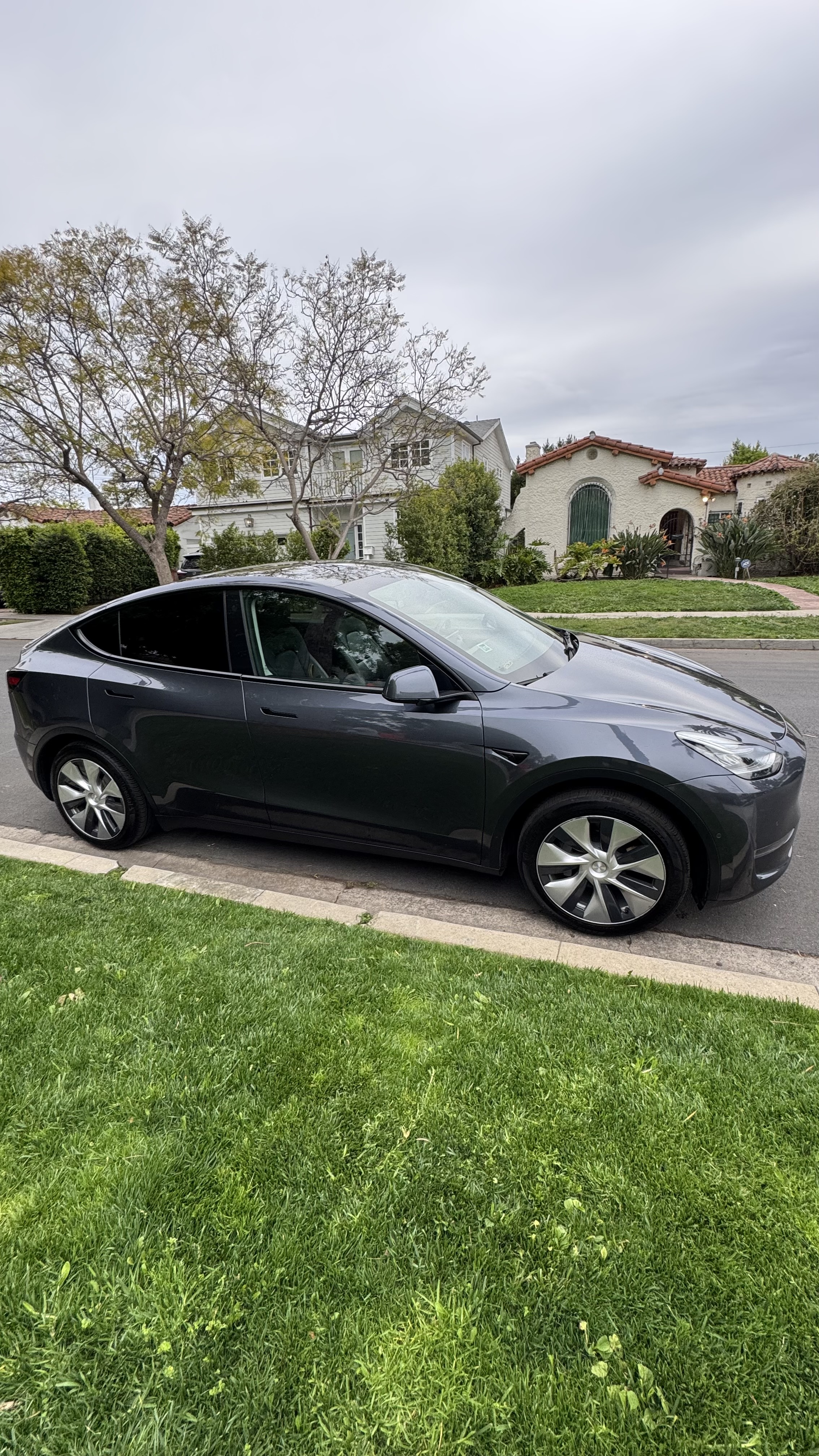 Used 2023 Tesla Model Y Long Range AWD/4WD image 11
