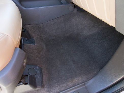 Used 2013 Ford F350 Lariat image 13