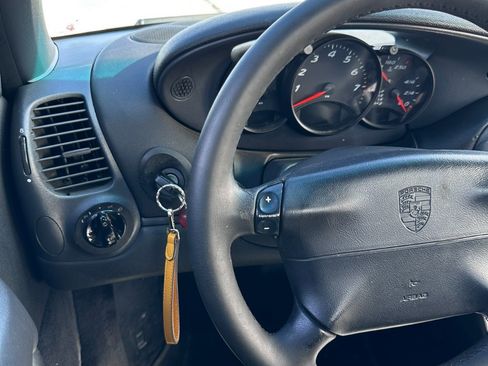 Used 1997 Porsche Boxster image 9