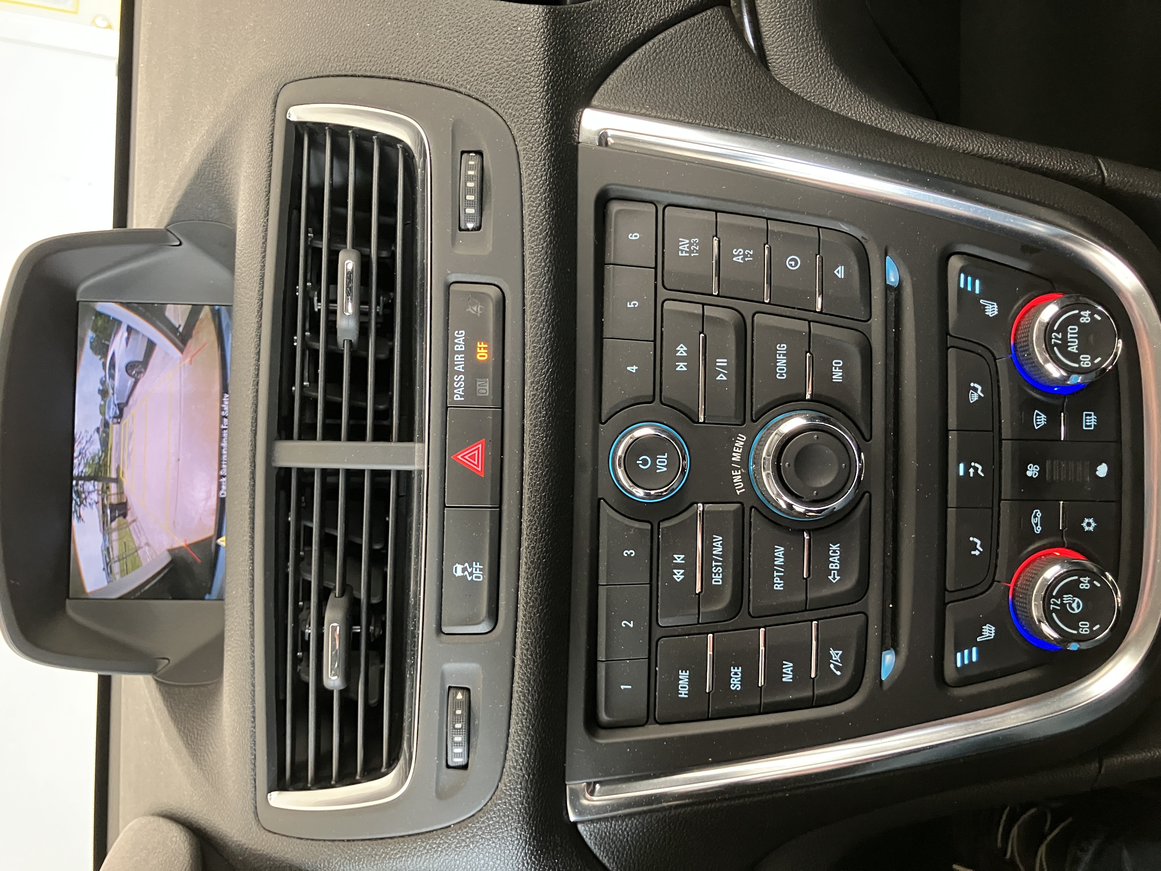 Used 2015 Buick Encore Leather AWD/4WD image 8
