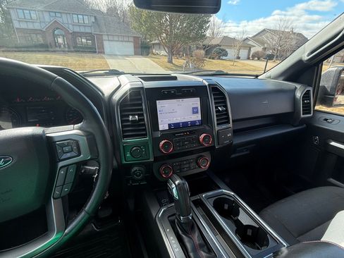 Used 2019 Ford F150 XLT w/ Equipment Group 302A Luxury image 5