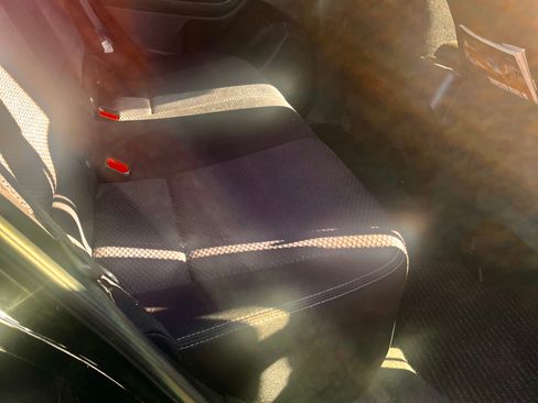 Used 2014 Subaru Forester 2.5i Premium w/ All-Weather Package image 12