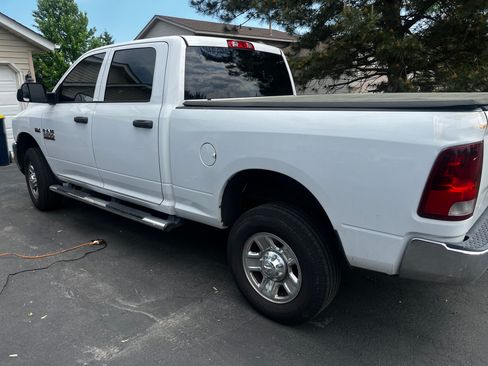 Used 2016 RAM 2500 Tradesman w/ Chrome Appearance Group AWD/4WD image 2