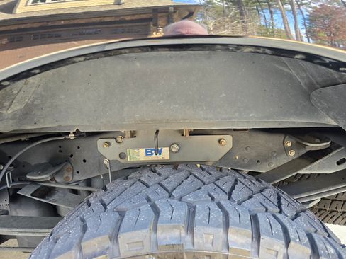 Used 2016 Ford F350 Platinum w/ FX4 Off-Road Package image 14