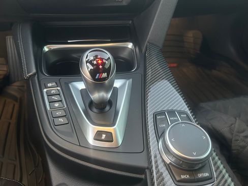 Used 2018 BMW M4 Coupe image 18