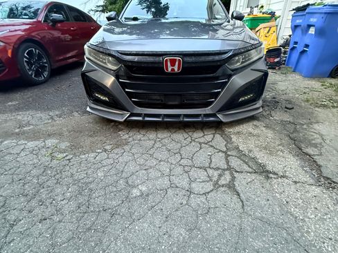 Used 2019 Honda Accord Sport image 10