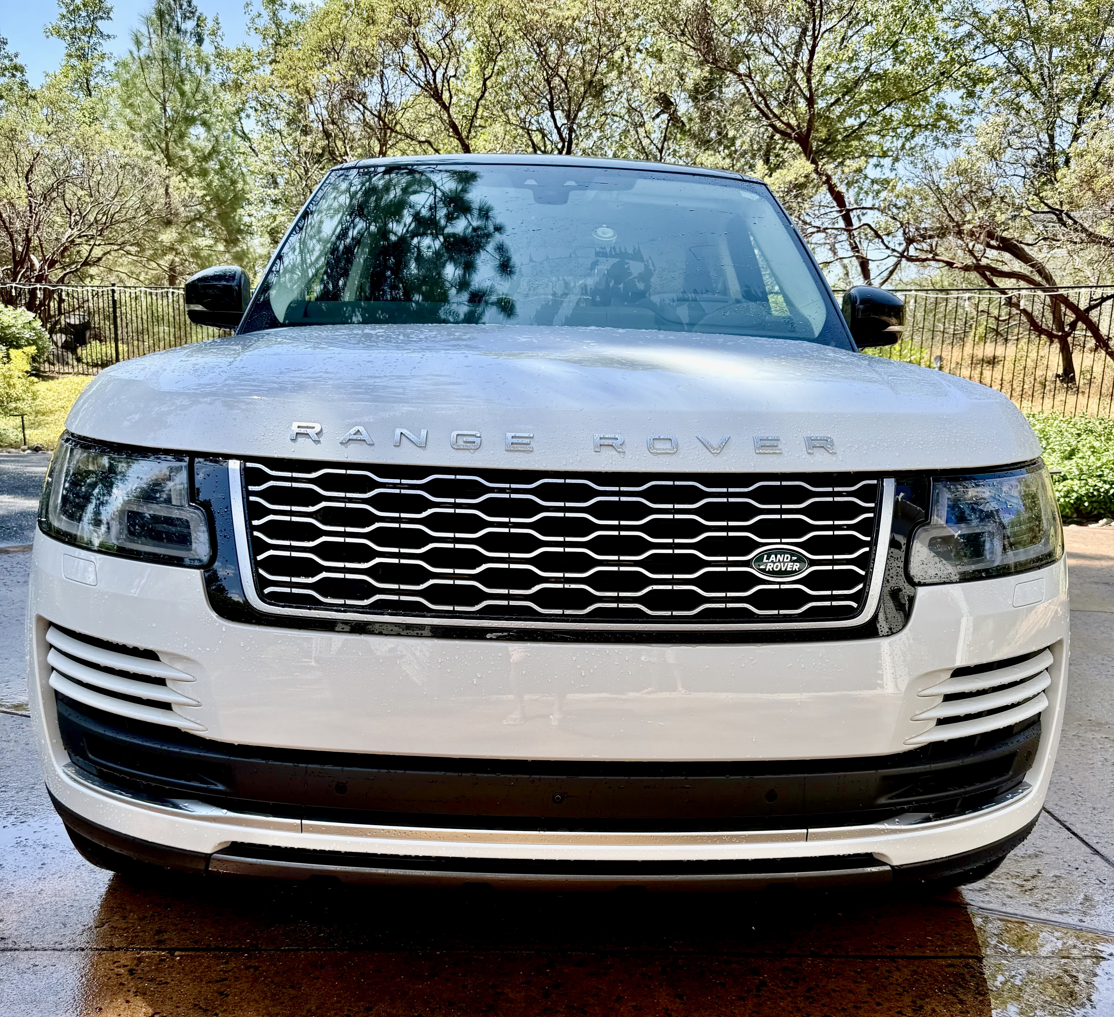 Used 2020 Land Rover Range Rover Long Wheelbase HSE AWD/4WD image 4