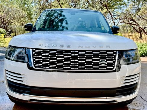 Used 2020 Land Rover Range Rover Long Wheelbase HSE image 4