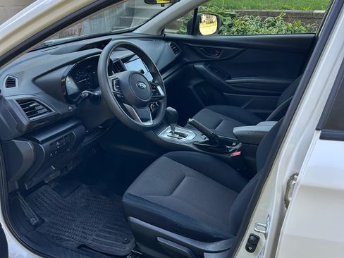 Used 2023 Subaru Crosstrek 2.0i AWD/4WD image 6