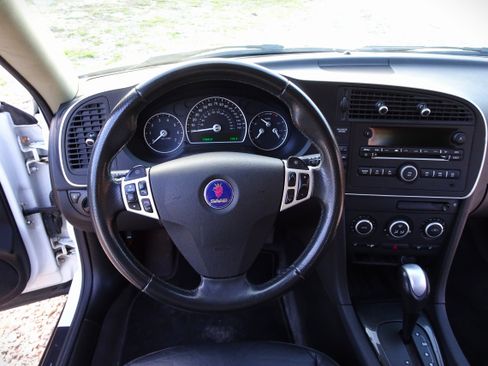 Used 2010 Saab 9-3 X w/ Comfort Package AWD/4WD image 21
