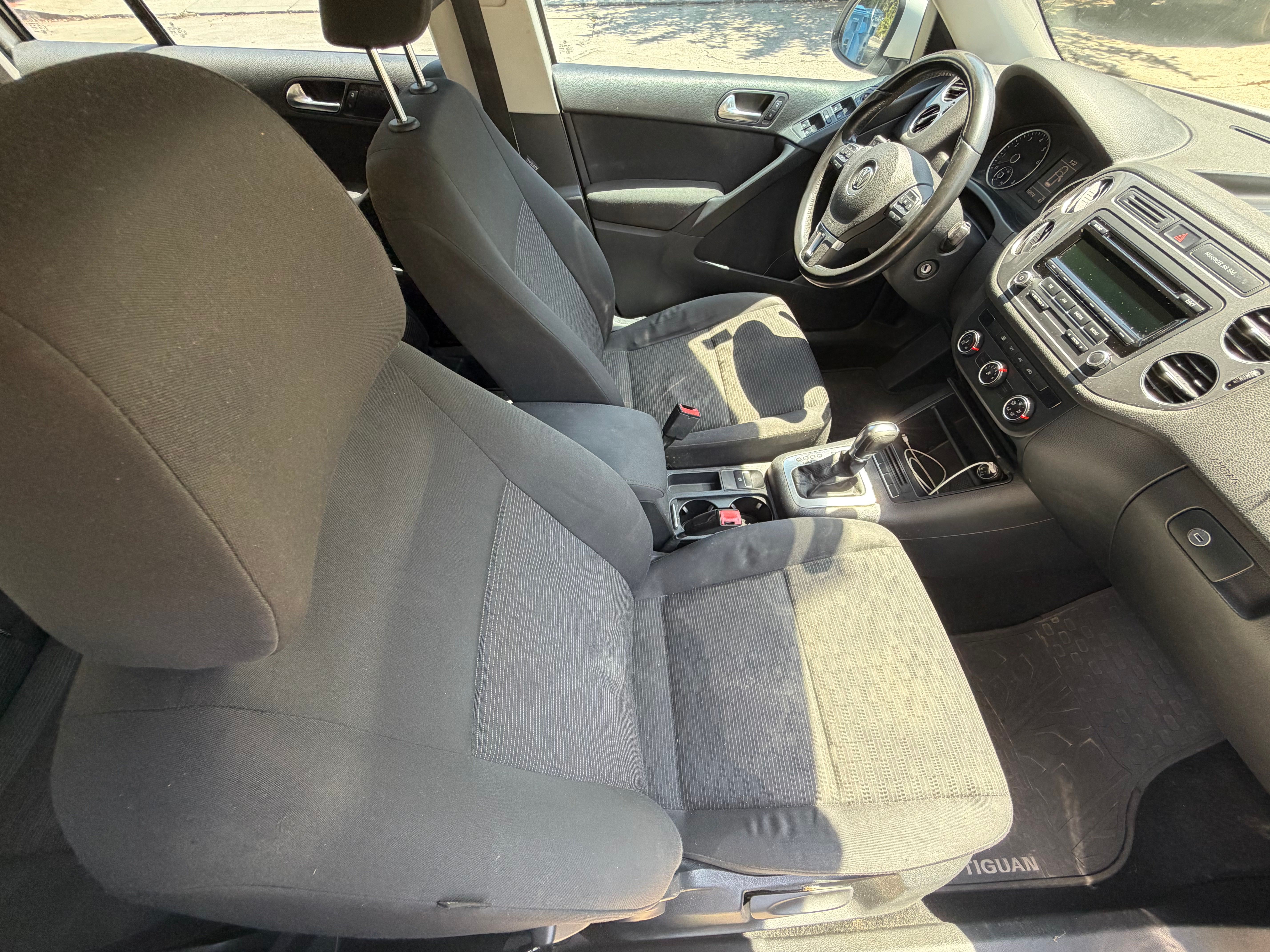 Used 2014 Volkswagen Tiguan S FWD image 16