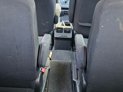 Used 2012 MAZDA MAZDA5 Sport image 29