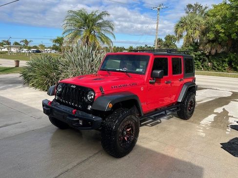 Used 2016 Jeep Wrangler Unlimited Rubicon image 1