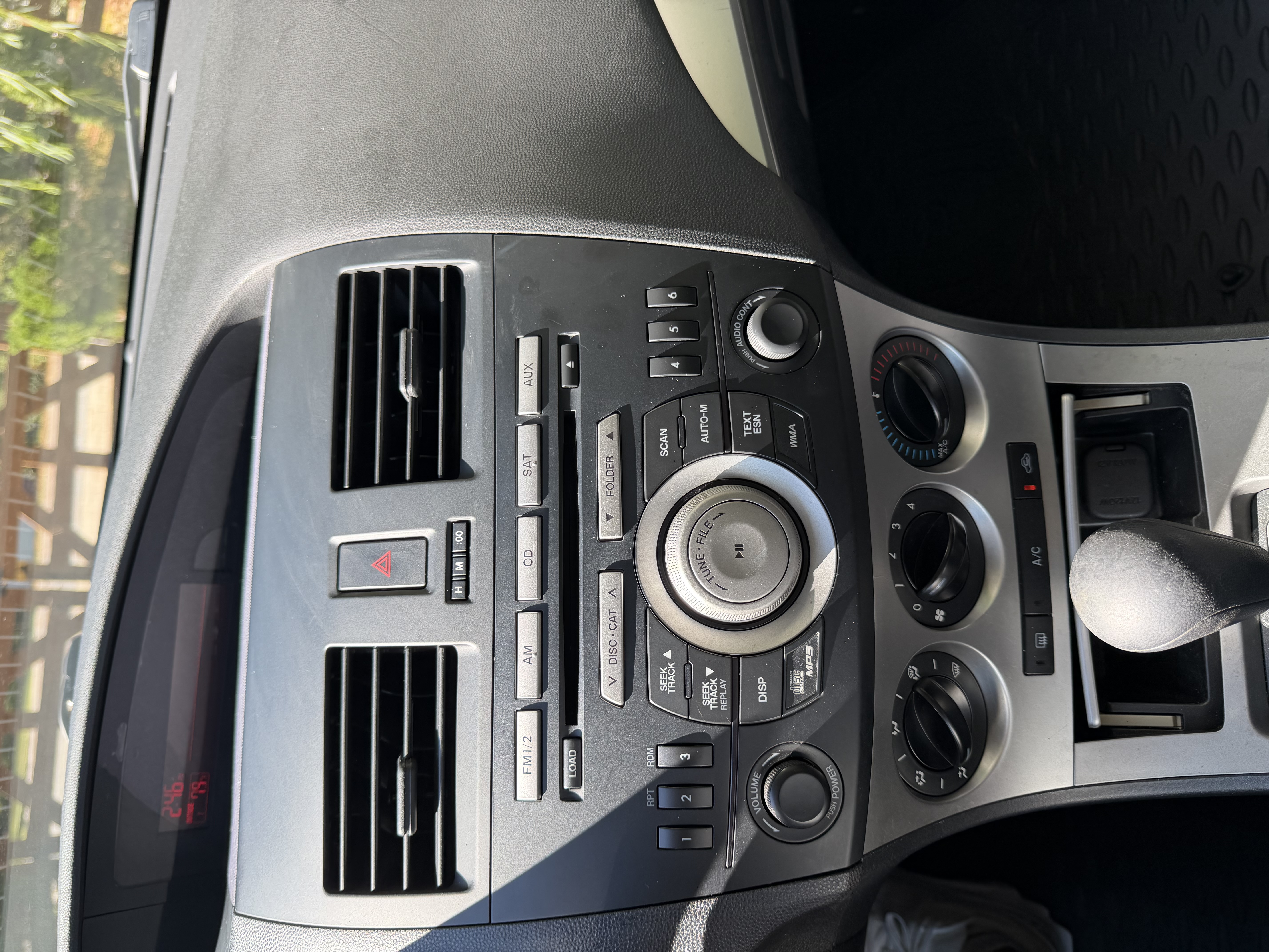 Used 2010 MAZDA MAZDA3 i Touring FWD image 14