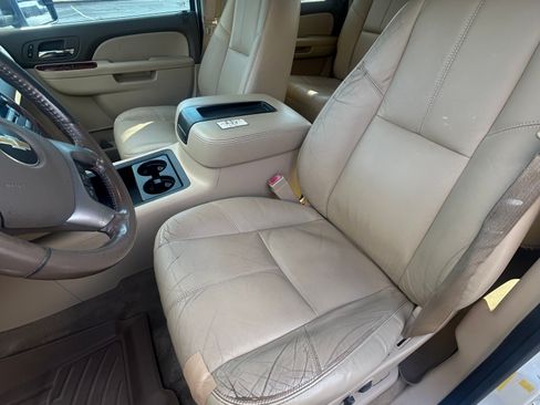 Used 2013 Chevrolet Silverado 2500 LTZ w/ LTZ Plus Package image 5