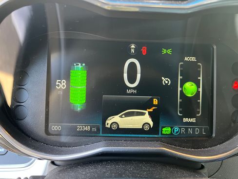 Used 2016 Chevrolet Spark LT image 13