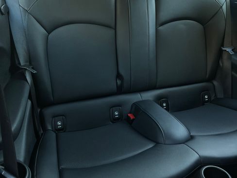 Used 2017 MINI Cooper 2-Door Hardtop FWD image 5