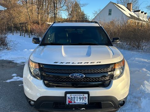 Used 2014 Ford Explorer Sport w/ Equipment Group 401A image 4
