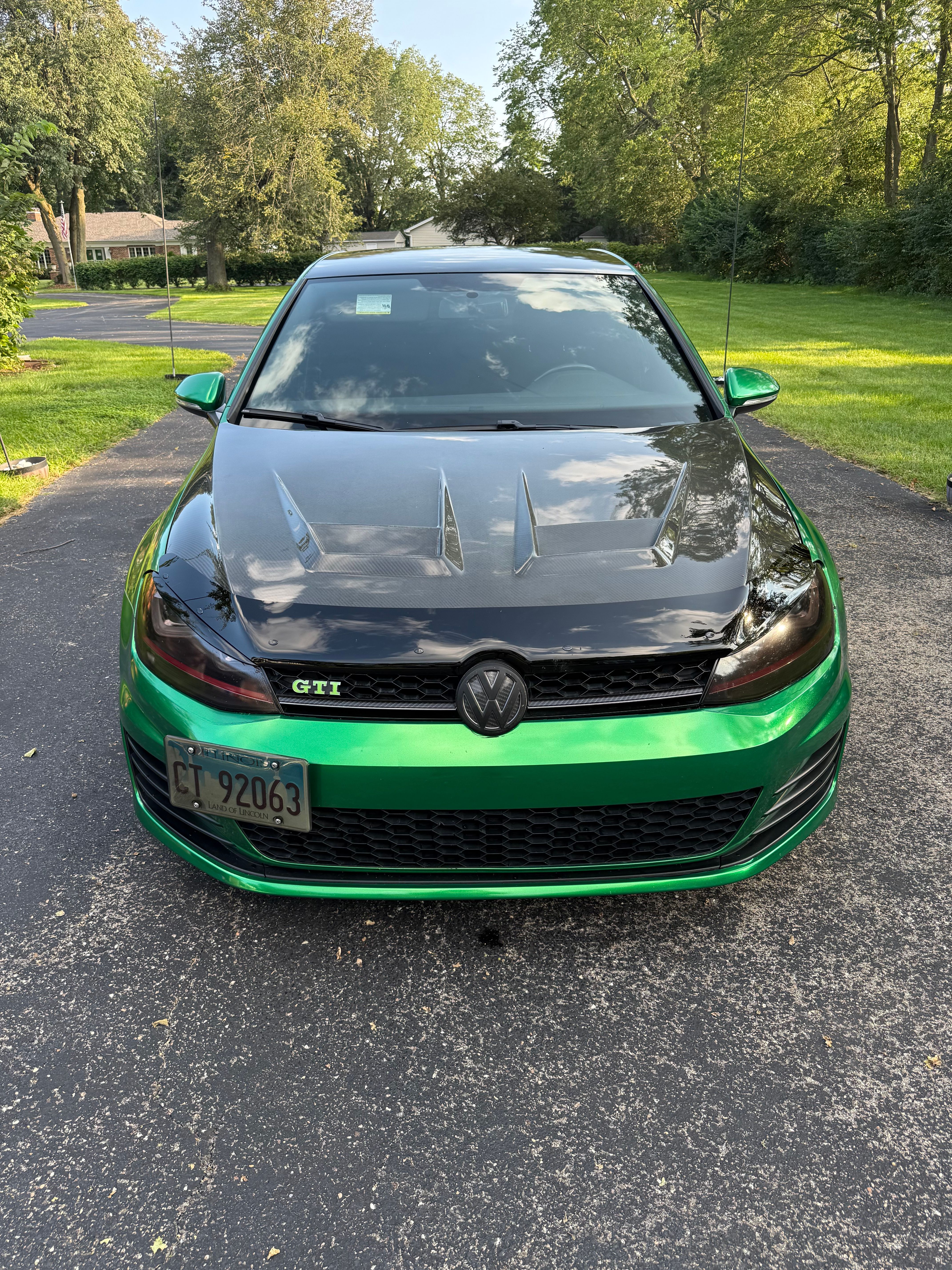 Used 2016 Volkswagen GTI S w/ Lighting Package (SEL) FWD image 2