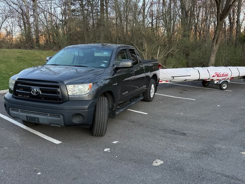 Used 2011 Toyota Tundra 2WD Double Cab w/ Tow Pkg image 14