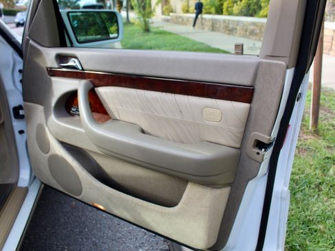 Used 1999 Mercedes-Benz S 420 image 12