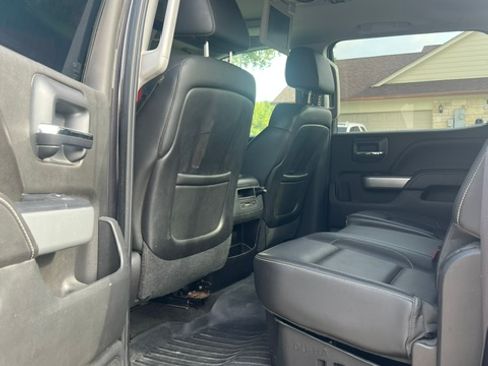 Used 2015 Chevrolet Silverado 2500 LTZ w/ Duramax Plus Package AWD/4WD image 11