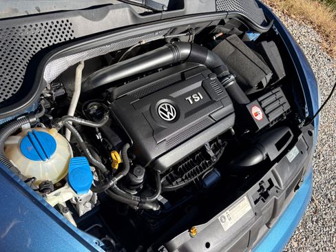 Used 2016 Volkswagen Beetle 1.8T SE w/ Lighting Package image 12