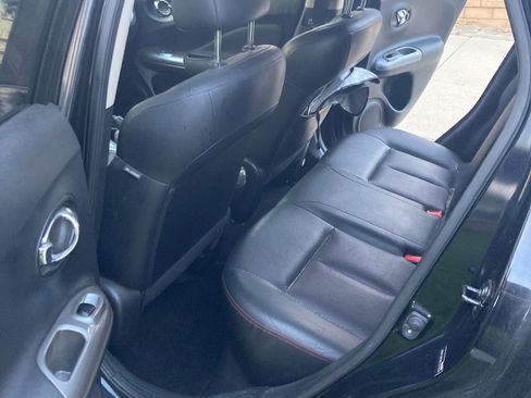 Used 2011 Nissan Juke SL image 10