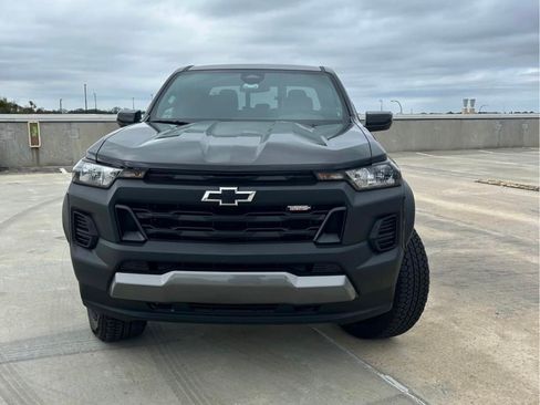 Used 2023 Chevrolet Colorado Trail Boss w/ Advanced Trailering Package image 2